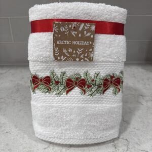 Set of 2 Arctic Holiday Christmas Hand Towels Holly Berries Embroidered Turkish